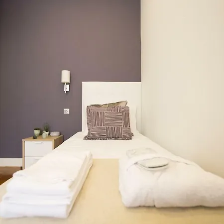 Privat bolig Rua Luciano Cordeiro Bhuiyan Family Host Lisboa