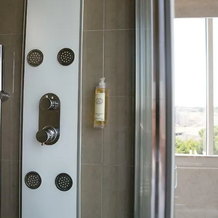 홈스테이 Rua Luciano Cordeiro Bhuiyan Family Host *