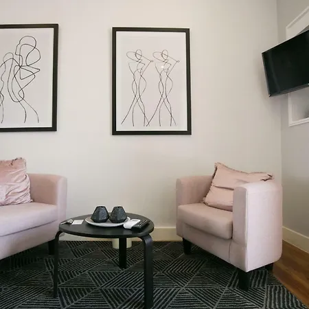 Rua Luciano Cordeiro Bhuiyan Family Host 홈스테이 리스본