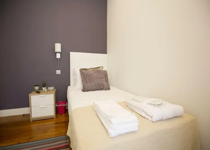 Проживание в семье Rua Luciano Cordeiro Bhuiyan Family Host Лиссабон