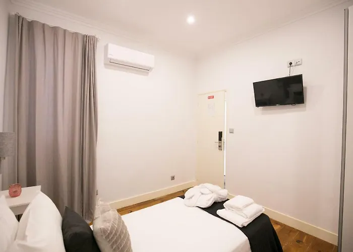 Rua Luciano Cordeiro Bhuiyan Family Host Quarto em Acomodações Particulares *