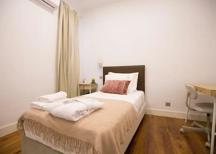 Quarto em Acomodações Particulares Rua Luciano Cordeiro Bhuiyan Family Host *