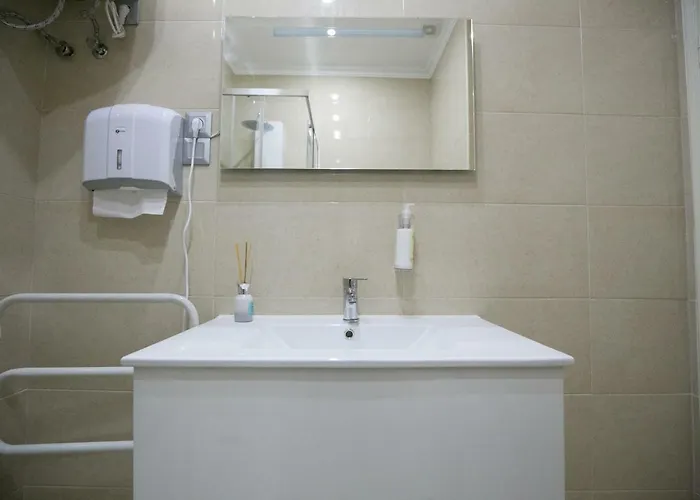 Quarto em Acomodações Particulares Rua Luciano Cordeiro Bhuiyan Family Host